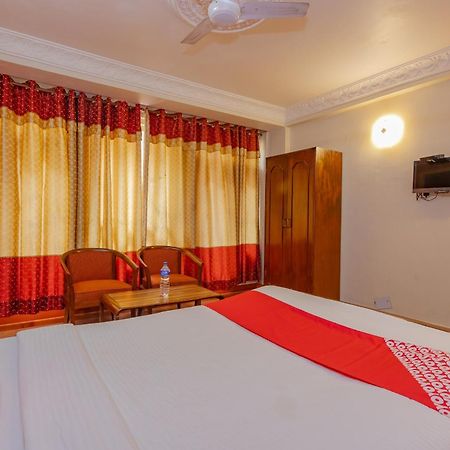 Oyo 795 Hotel Holiday Inn Kathmandu Exterior photo